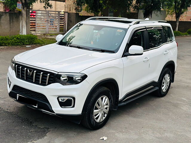 Second Hand Mahindra Scorpio N Z6 Diesel MT 2WD 7 STR in Kurukshetra