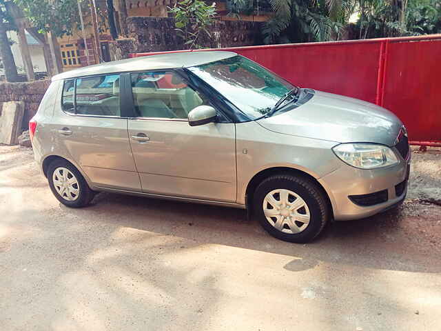 Second Hand Skoda Fabia Ambition Plus 1.2 MPI in Navi Mumbai