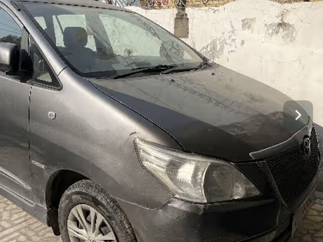 Second Hand Toyota Innova [2013-2014] 2.5 G 7 STR BS-IV in Meerut