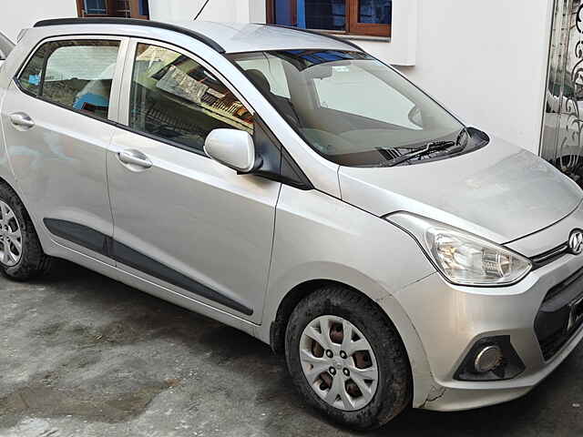 Second Hand Hyundai Grand i10 [2013-2017] Sportz 1.1 CRDi [2013-2016] in Saharanpur