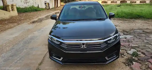 Second Hand Honda Amaze 2nd Gen VX 1.2 Petrol CVT in Mehsana Second Hand Honda Amaze 2nd Gen VX 1.2 Petrol CVT in Mehsana