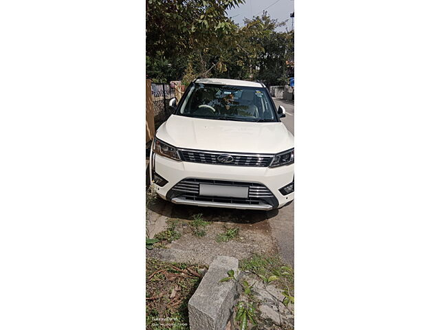 Second Hand Mahindra XUV300 [2019-2024] W8 1.2 Petrol [2019] in Bangalore