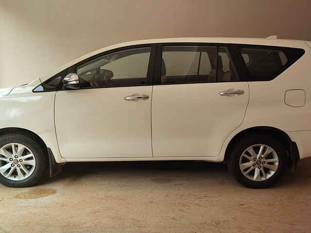 Second Hand Toyota Innova Crysta [2016-2020] 2.4 VX 7 STR in Bangalore