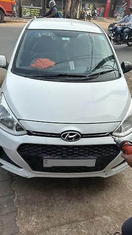 Second Hand Hyundai Grand i10 Magna AT 1.2 Kappa VTVT in Dera Bassi Second Hand Hyundai Grand i10 Magna AT 1.2 Kappa VTVT in Dera Bassi