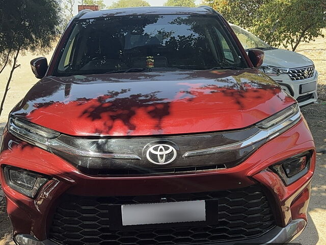 Second Hand Toyota Urban Cruiser Hyryder V AT NeoDrive in Sangli