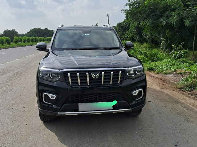 Second Hand Mahindra Scorpio N Z8 L Diesel MT 2WD 7 STR [2023-2024] in Kolkata