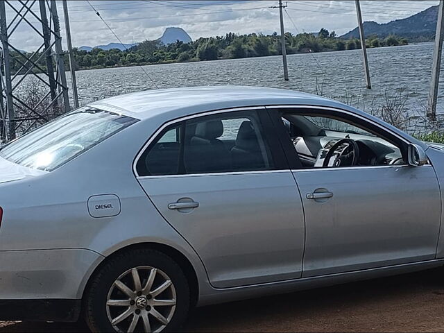 Second Hand Volkswagen Jetta [2008-2011] Trendline 2.0L TDI in Bangalore