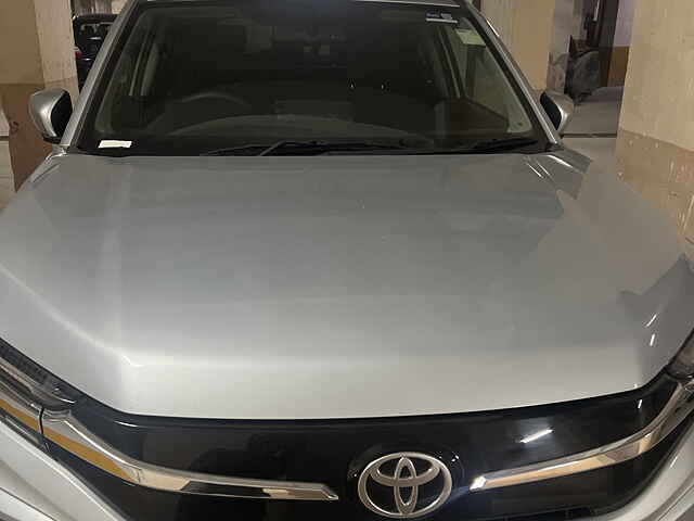 Second Hand Toyota Urban Cruiser Hyryder V Hybrid in Noida