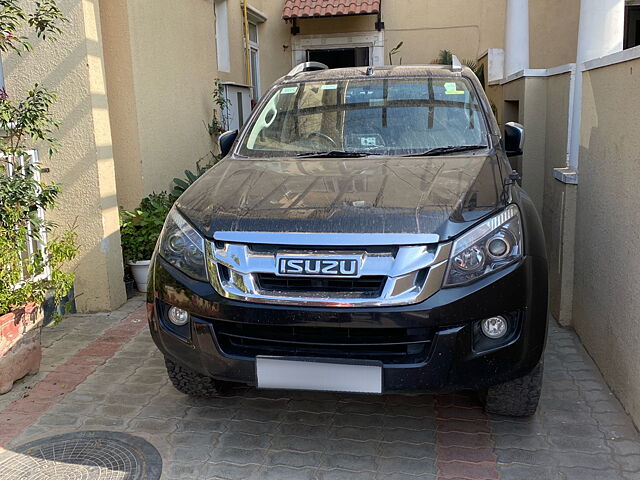 Second Hand Isuzu D-Max V-Cross [2016-2018] 4x4 in Gurgaon