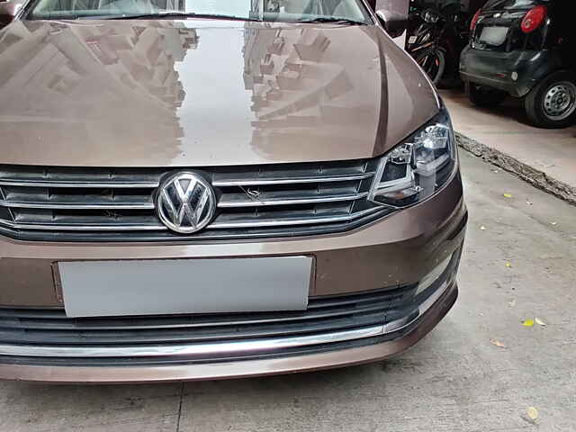 Second Hand Volkswagen Vento [2015-2019] Highline Plus 1.2 (P) AT 16 Alloy in Hyderabad