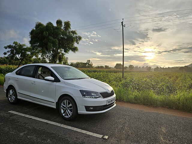 Second Hand Skoda Rapid Style 1.6 MPI in Bangalore