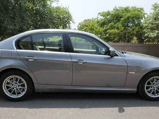 Second Hand BMW 3 Series [2010-2012] 330i in Noida