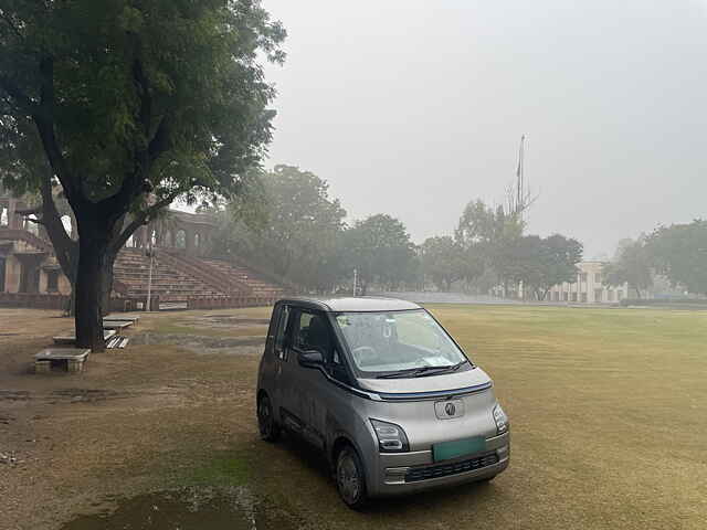 Second Hand MG Comet EV Play in Delhi