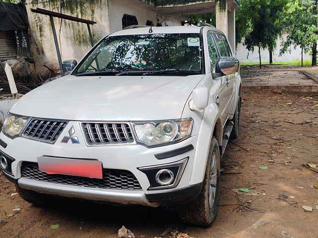 Second Hand Mitsubishi Pajero Sport 2.5 MT in Gurgaon