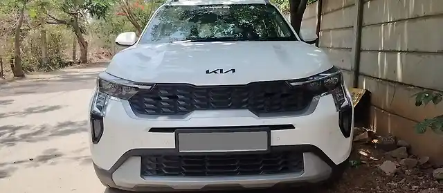 Second Hand Kia Sonet HTK (O) Petrol 1.2L 5 Speed Manual in Anekal Second Hand Kia Sonet HTK (O) Petrol 1.2L 5 Speed Manual in Anekal