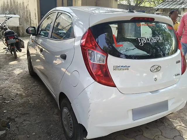 Second Hand Hyundai Eon Era + in Ahmednagar