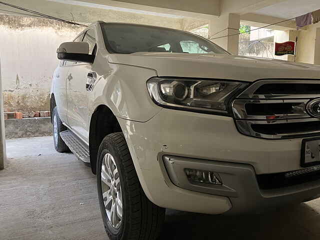 Second Hand Ford Endeavour [2016-2019] Trend 2.2 4x4 MT in Varanasi