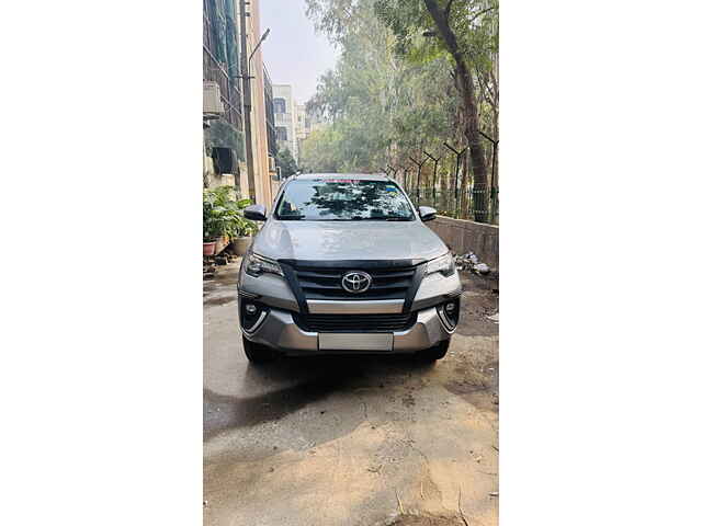 Second Hand Toyota Fortuner [2016-2021] 2.7 4x2 MT [2016-2020] in Delhi