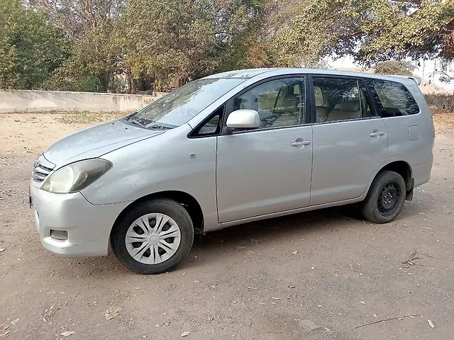 Second Hand Toyota Innova [2009-2012] Crysta 2.5 VX BS-IV in Nashik