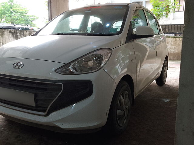 Second Hand Hyundai Santro Magna in Ahmedabad