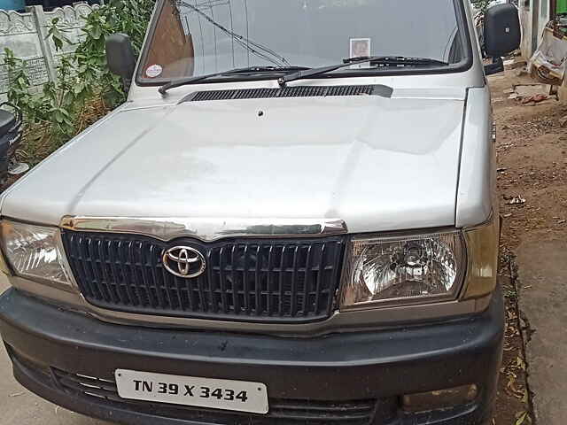 Second Hand Toyota Qualis [2000-2002] FS B2 in Tiruppur