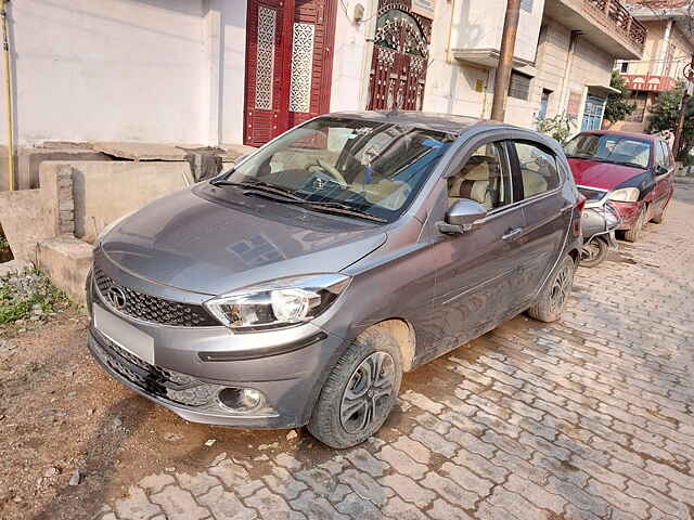 Second Hand Tata Tiago [2016-2020] Revotorq XZ in Lucknow