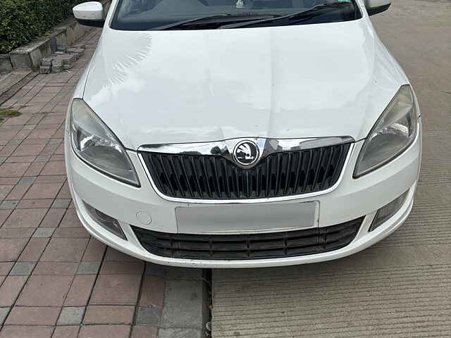 Second Hand Skoda Rapid [2011-2014] Active 1.6 MPI MT in Indore