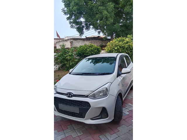 Second Hand Hyundai Grand i10 Magna 1.2 Kappa VTVT [2017-2020] in Bahadurgarh