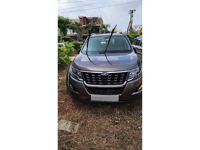 Second Hand Mahindra XUV500 W11 in Dehradun