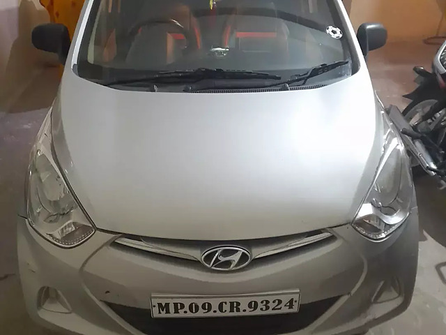 Second Hand Hyundai Eon Era + in Dewas