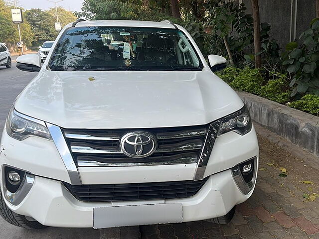 Second Hand Toyota Fortuner [2016-2021] 2.8 4x2 AT [2016-2020] in Ahmedabad