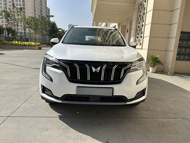 Second Hand Mahindra XUV700 AX 7 Luxury Pack Diesel AT 7 STR [2023-2024] in Bangalore