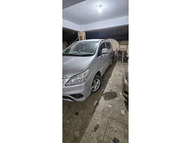 Second Hand Toyota Innova [2012-2013] 2.5 E MS 8 STR BS-III in Patna