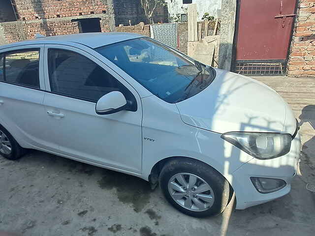 Second Hand Hyundai i20 [2012-2014] Sportz 1.2 in Gorakhpur