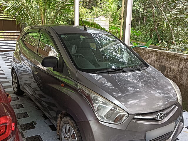 Second Hand Hyundai Eon Magna + in Pathanamthitta