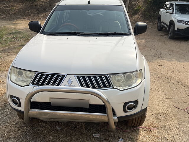 Second Hand Mitsubishi Pajero Sport 2.5 MT in Rohtak