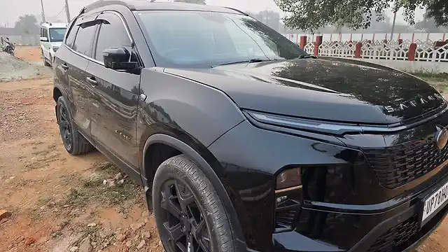 Second Hand Tata Safari Accomplished Dark Edition 7 STR in Kanpur Second Hand Tata Safari Accomplished Dark Edition 7 STR in Kanpur