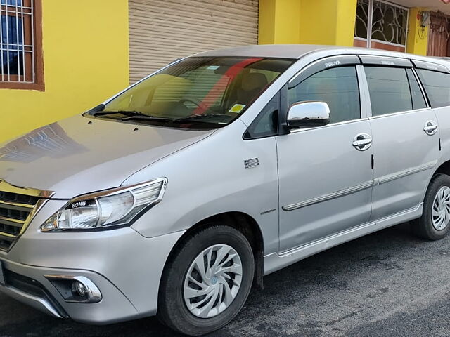 Second Hand Toyota Innova [2013-2014] 2.5 G 7 STR BS-III in Ambikapur