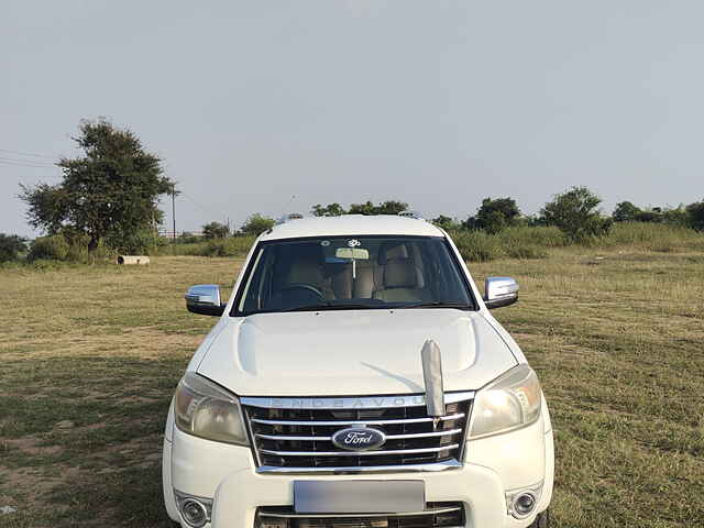 Second Hand Ford Endeavour [2009-2014] 2.5L 4x2 in Nagpur