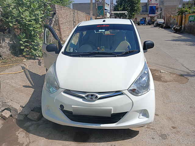 Second Hand Hyundai Eon Era + in Churu