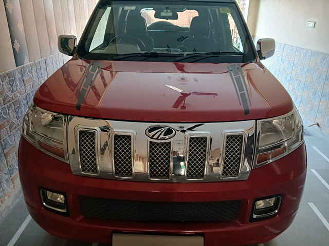 Second Hand Mahindra TUV300 [2015-2019] T8 AMT in Gurgaon