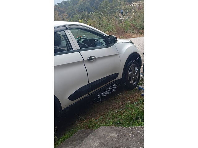 Second Hand Tata Nexon [2017-2020] XM in Gangtok