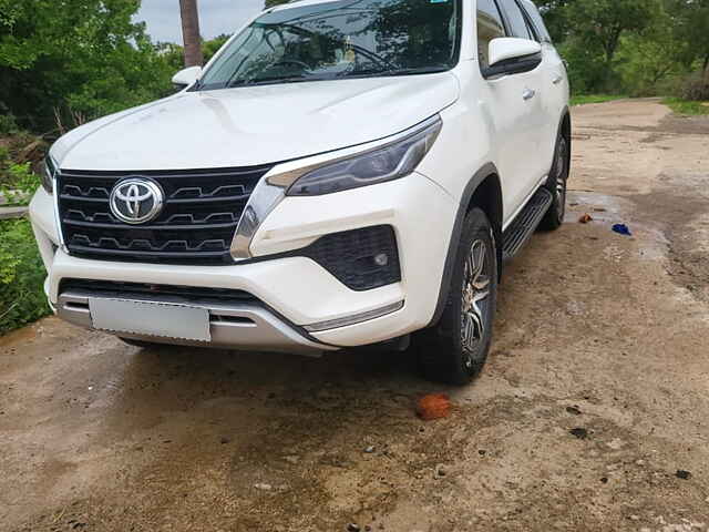 Second Hand Toyota Fortuner 4X2 MT 2.8 Diesel in Bangalore