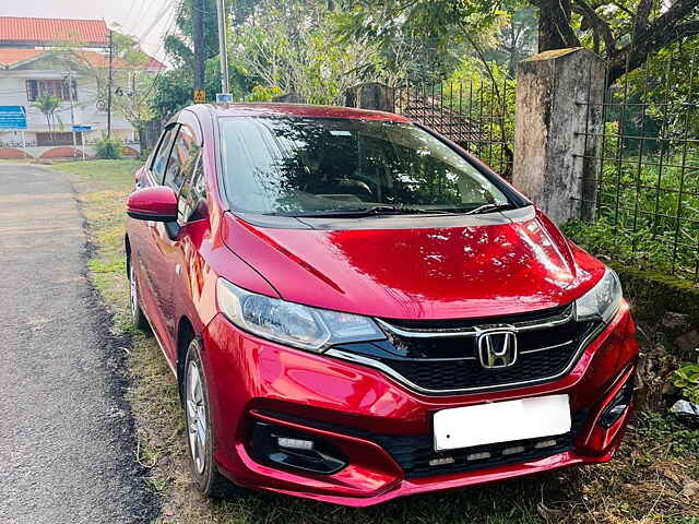 Second Hand Honda Jazz V in Kochi