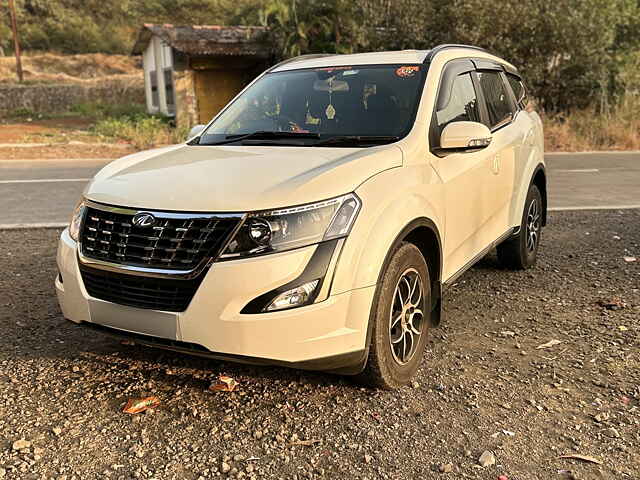 Second Hand Mahindra XUV500 W7 in Pune