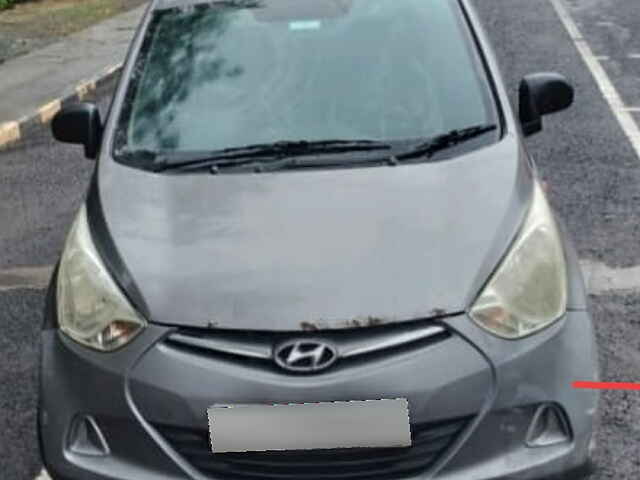 Second Hand Hyundai Eon Magna + in Kutch