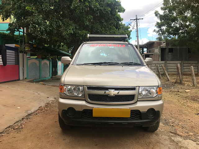 Second Hand Chevrolet Tavera Neo 3 LS- 10 STR BS-III in Tiruchirappalli