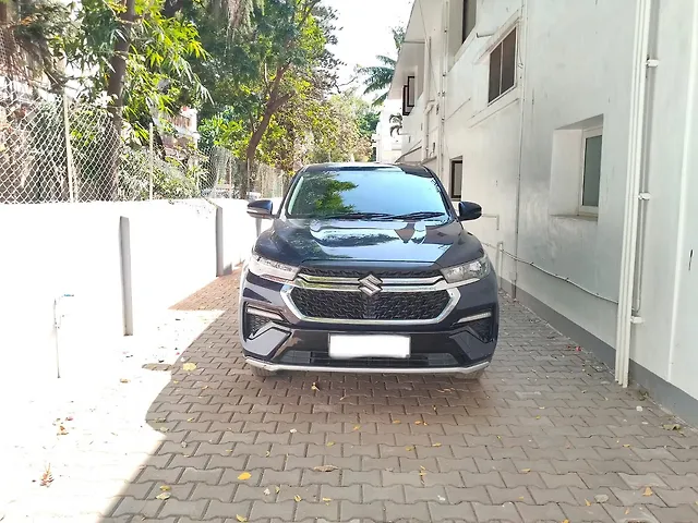 Second Hand Maruti Suzuki Invicto Zeta Plus Hybrid (Electric + Petrol) Automatic 8 STR in Coimbatore