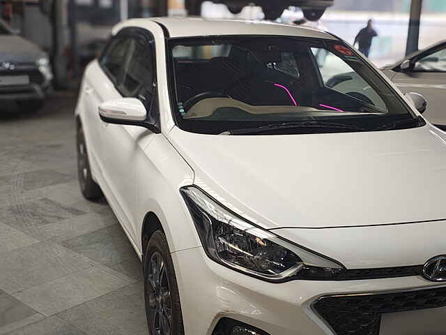 Second Hand Hyundai i20 [2020-2023] Sportz 1.2 MT [2020-2023] in Srinagar