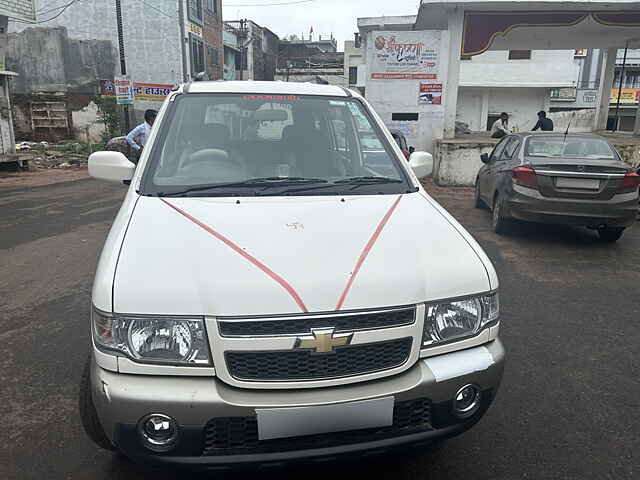 Second Hand Chevrolet Tavera LT 9 STR in Ashoknagar